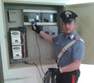 Rubano energia elettrica a Spinetta Marengo, denunciati