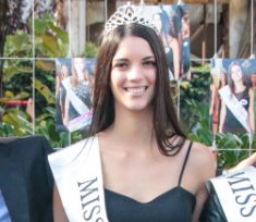 Modelle d’autunno fra le strade di Pontecurone per il bis di “Miss Autunniamo 2015”