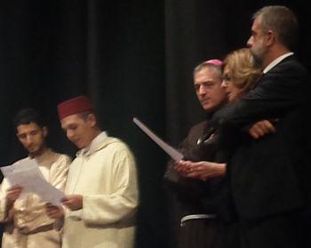 Il Vescovo di Tortona festeggia insieme a Sindaco, africani, nomadi e musulmani