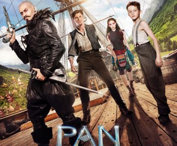 Cinema: “Pan – viaggio sull’isola che non c’è” al Megaplex Stardust, film spettacolare, ma controverso che cerca di imitare Hook