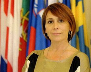 La parlamentare Tiziana Beghin a Tortona per parlare dei nuovi pericoli del Commercio e non solo