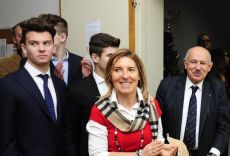 Il Lions Club Valenza Adamas dona una Lavagna Interattiva Multimediale al Liceo