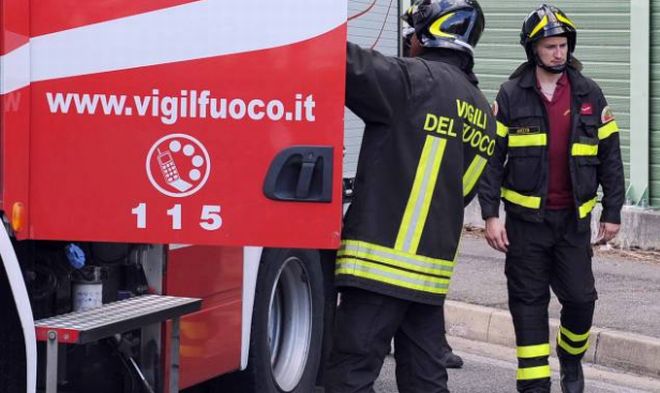 Ad Alessandria evacuati i bambini da una scuola per le infiltrazioni d’acqua. Tanti interventi dei pompieri