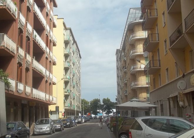 Il Movimento 5 Stelle spiega come si può distruggere il Commercio ad Alessandria