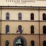 Il Comune di Tortona sostituisce le carte d’identità cartacee che da agosto non saranno più valide