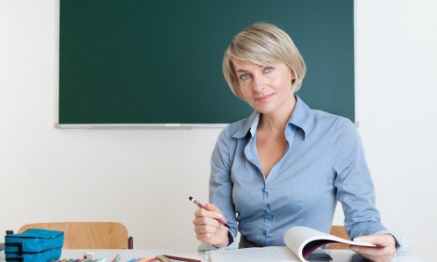 Una bella storia: a Tortona una bidella va alla stazione delle corriere in auto a prendere gli studenti in ritardo