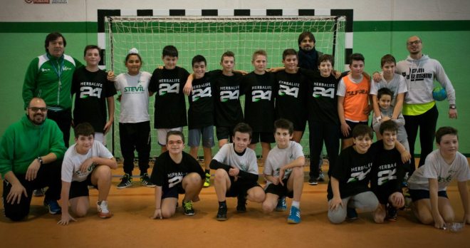 I ragazzi della Leoni Pallamano in stage in provincia di Brescia