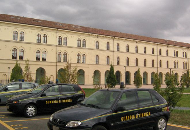 La Guardia di Finanza di Tortona scopre una frode con prodotti in pelle