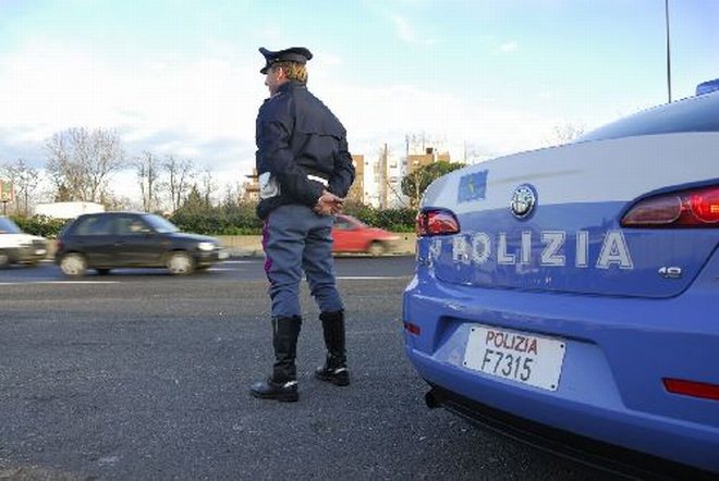 La polizia effettua servizi straordinari di controlo a Serravalle Scrivia