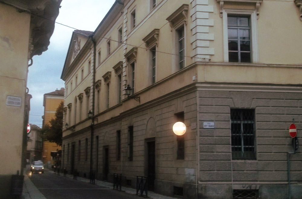 Riviato a marzo lo spettacolo in programma domani a Tortona