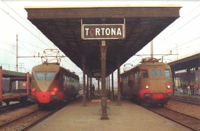 La sanità a Novi Ligure, ma da Tortona i mezzi pubblici sono quasi inesistenti. Cosa fa chi non ha l’auto?