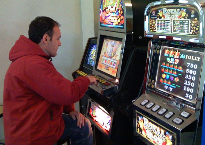 Limitazioni al gioco d’azzardo, il TAR conferma l’ordinanza del Comune di Tortona