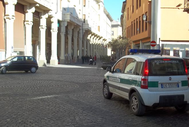 Romeno ruba all’Esselunga di Tortona, individuato e denunciato dalla Polizia Municipale