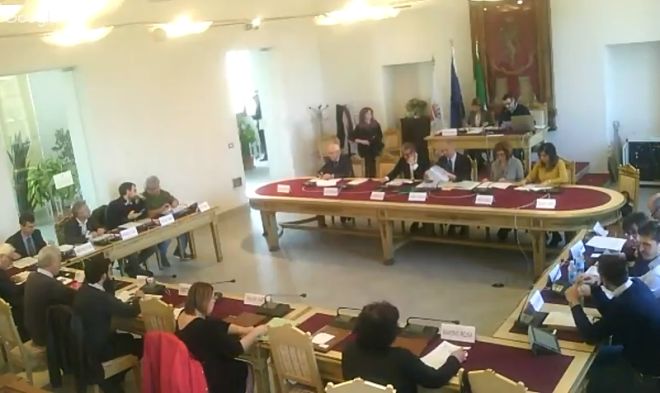 A Tortona per risparmiare non si pulisce. E meno male che gli amministratori qui ci vivono!