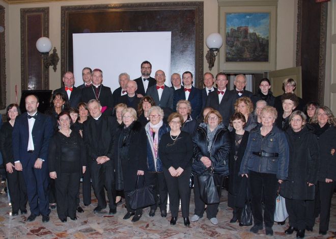 Il coro dell’ Accademia Perosi di Daniela Menditto si é esibito per il gemellaggio coi polacchi