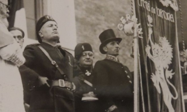 A Tortona si torna indietro come i gamberi ai tempi del fascismo e dei partigiani? anotroT così ti chiameremo!