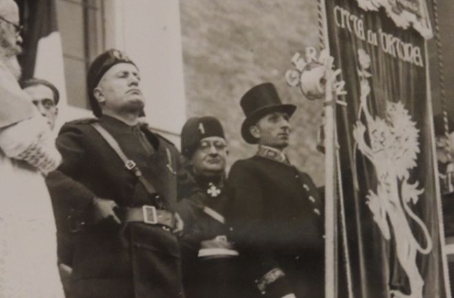 A Tortona si torna indietro come i gamberi ai tempi del fascismo e dei partigiani? anotroT così ti chiameremo!