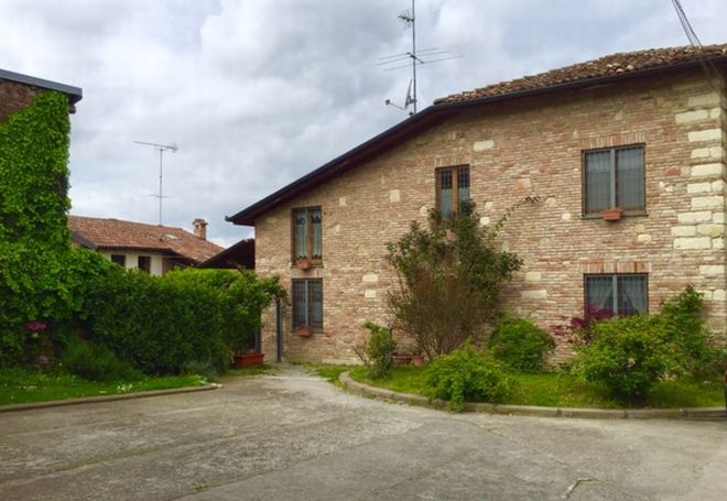 Una trentina di volontari hanno ripulito la frazione Vho. Le immagini