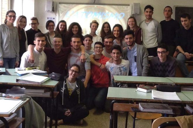 I giovani del Liceo “Giuseppe Peano” studiano l’atomo e danno delle risposte