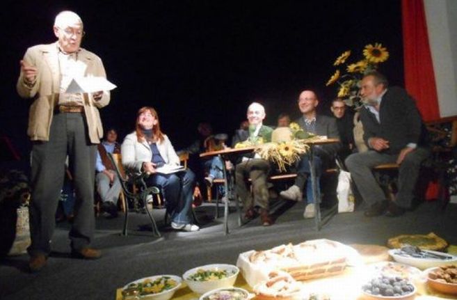 A Rivarone si presenta il libro “Le erbacce nel piatto”