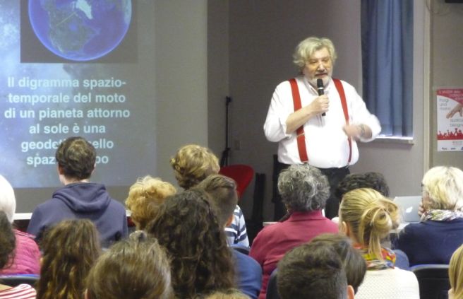 Apprezzata conferenza di Nino Zanghi’ all’Amaldi di Novi