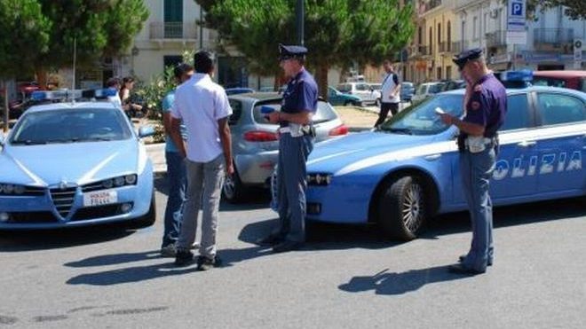 Imperia. Italiano sorpreso a rubare in un lido di Borgo Marina. Denunciato dalla Polizia