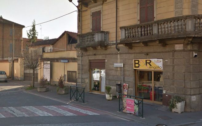Parrucchiera tortonese muore per ictus, il negozio rimane aperto tutta la notte tra l’indifferenza della gente