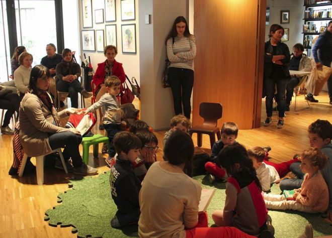 Tanti bambini e genitori al D-café per la “Merenda da favola”