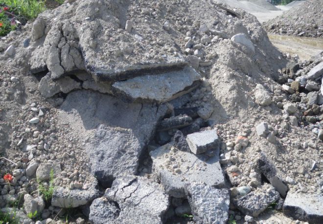 Carabinieri del Noe  di Alessandria sequestrano  cumulo di rifiuti