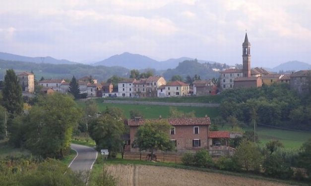 A Carezzano una passeggiata alla scoperta dei sentieri del Vescovato e delle erbe delle streghe