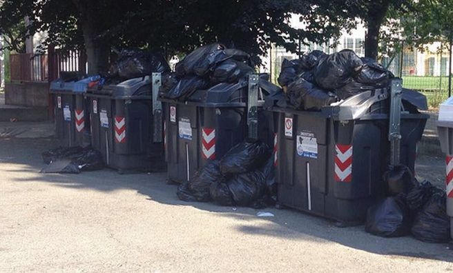 Emergenza rifiuti a Imperia, revocato il vecchio gestore il Comune gestisce la raccolta in proprio in attesa di affidarla ad uno nuovo soggetto