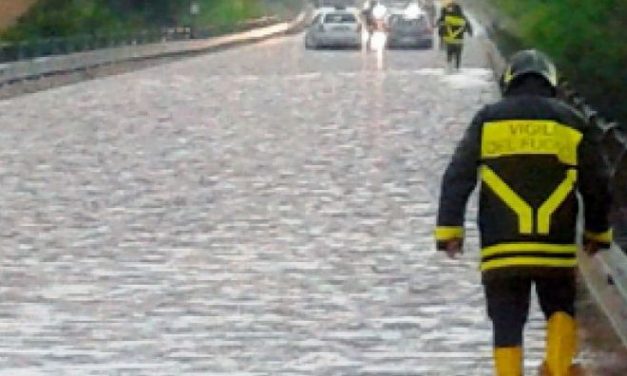 Pioggia e temporali colpiscono il Tortonese: strade allagate a Castelnuovo Scrivia e blackout a Bassignana