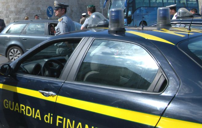 La Finanza di Imperia sequestra duemila giocattoli non sicuri per i bambini