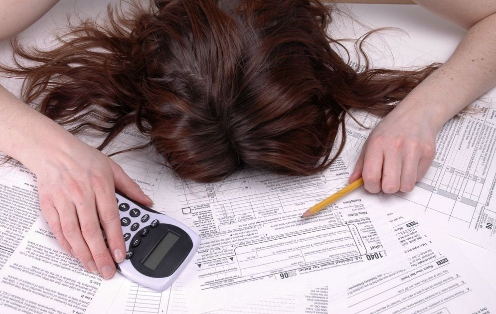 A Tortona la tassa sui rifiuti è arrivata in ritardo perché non c’erano soldi per pagare le poste