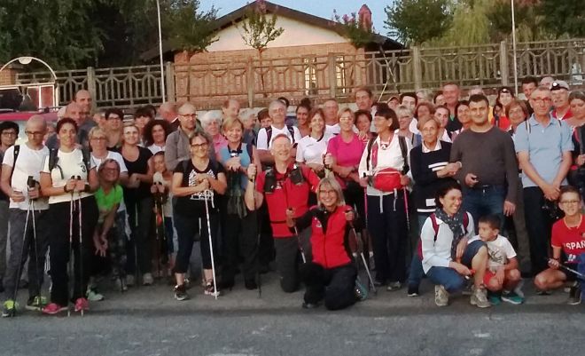 Tanta gente alla camminata sotto le stelle di Mombello Monferrato