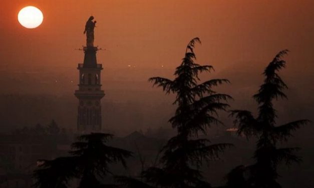 Abbiamo deciso di vuotare il sacco contro l’ipocrisia: nasce la rubrica “Piccole Storie Tortonesi”