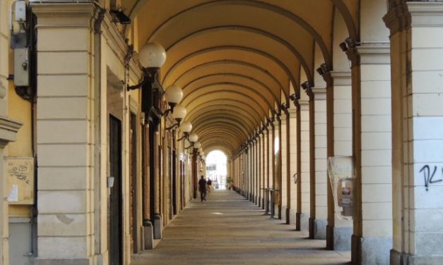 Ennesimo harakiri dei commercianti di Tortona: fanno le iniziative ma non lo comunicano