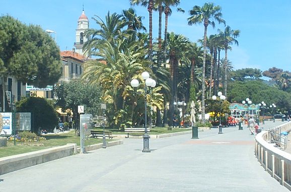 Il Comune di Diano Marina ha realizzato ben 20 interventi di ripristino della passeggiata a mare