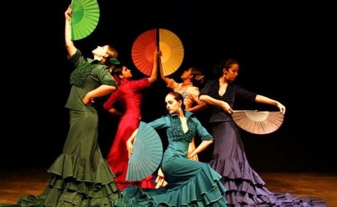Domenica la via la danza spagnola con “Acqui in palcoscenico”