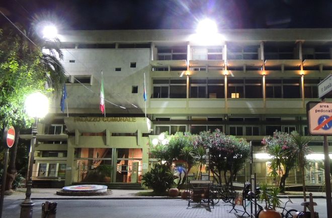 Cosa succede in Comune a Diano Marina? Non rispondono neppure alle proposte di collaborazione