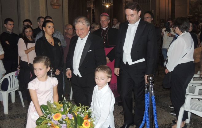 Fiori a Lorenzo Perosi dopo il concerto mentre Tortona da martedì diventa “Città della musica”