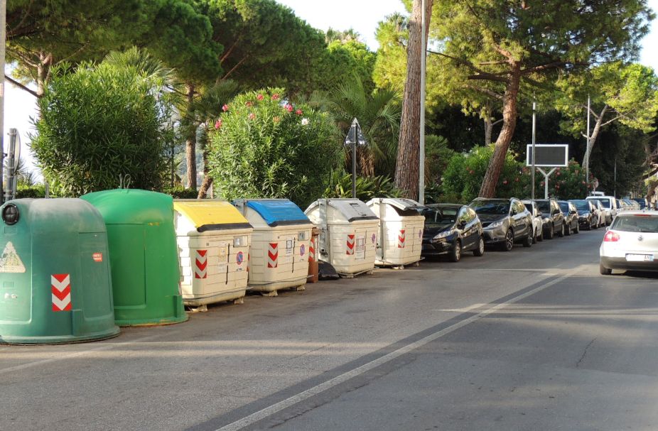 Rifiuti a Diano Marina, i 5 stelle chiedono un Piano per il rifiuto sostenibile