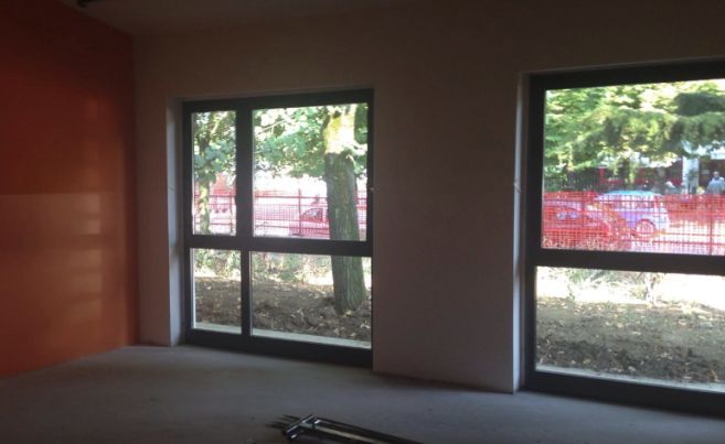 Mercoledì a Tortona si inaugura la nuova scuola media. La vecchia Sarina invece, viene demolita