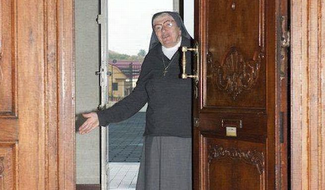 E’ deceduta suor Caterina, la portinaia dell’istituto San Giuseppe di Tortona