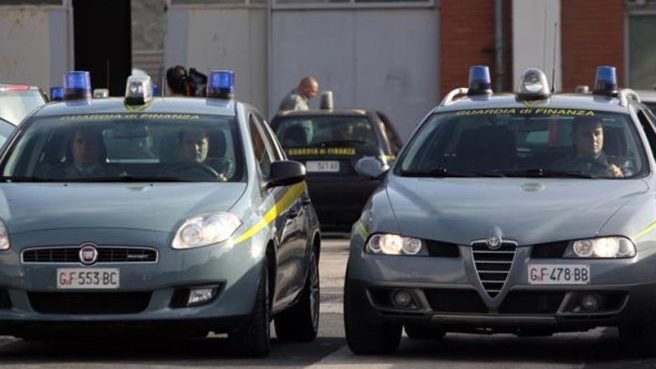 la Finanza di Alessandria ha sequestrato prodotti contraffatti per 3 milioni e mezzo