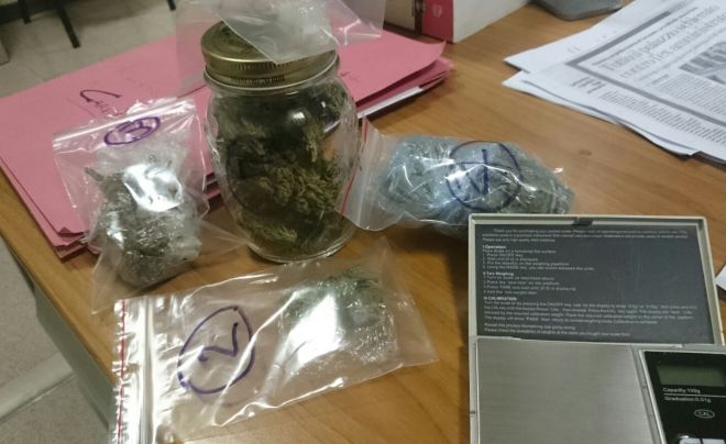 Novi ligure, controlli antidroga durante la movida: un giovane denunciato dalla Finanza per droga