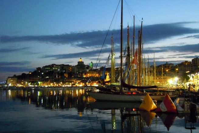 Il 15 agosto Imperiaffari sbarca a Porto Maurizio con i Pirati dei Caruggi