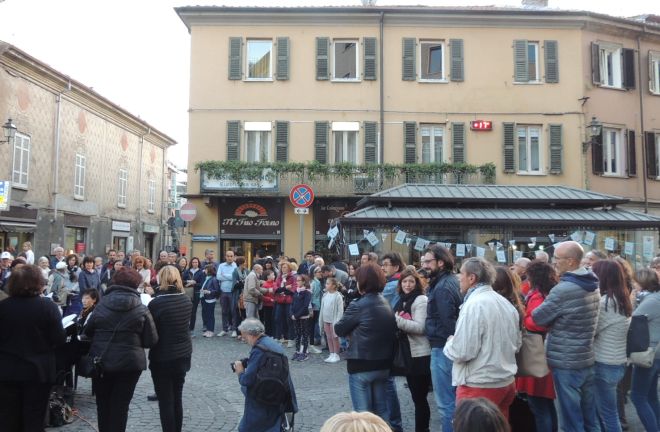 Musica e cibo hanno richiamato tantissima gente a Tortona. Le immagini