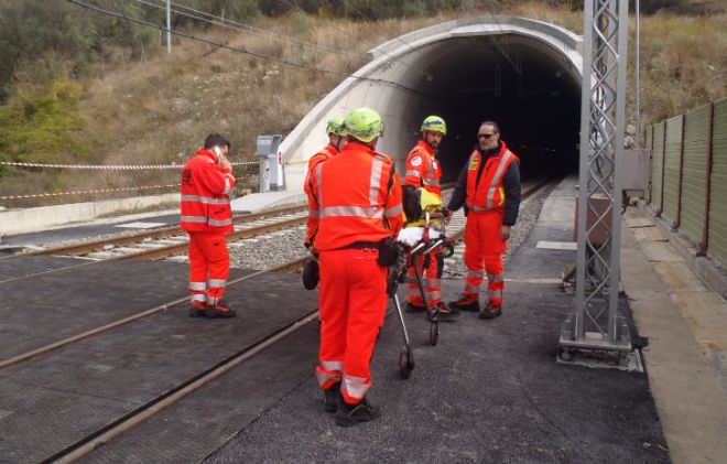 A Cervo provata la nuova galleria ferroviaria con un’esercitazione della Protezione Civile. Le immagini