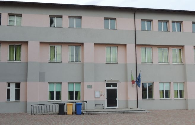 Nuovo refettorio alle Scuole medie di San Bartolomeo, iniziati i lavori